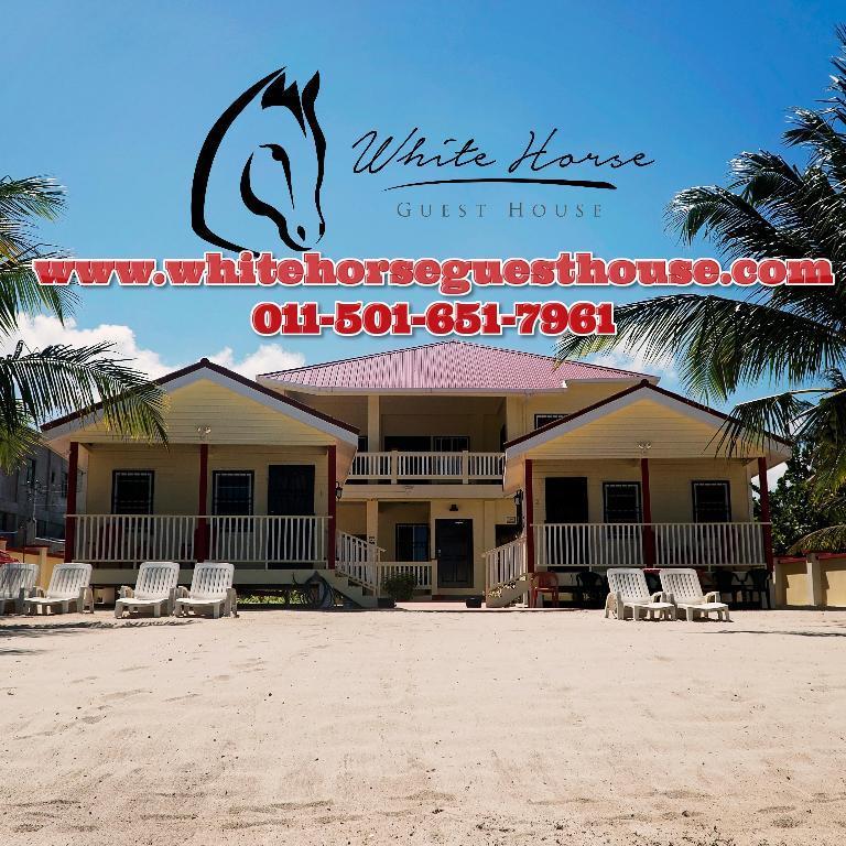 The White Horse Inn - Hopkins Village Beach Belize Buitenkant foto
